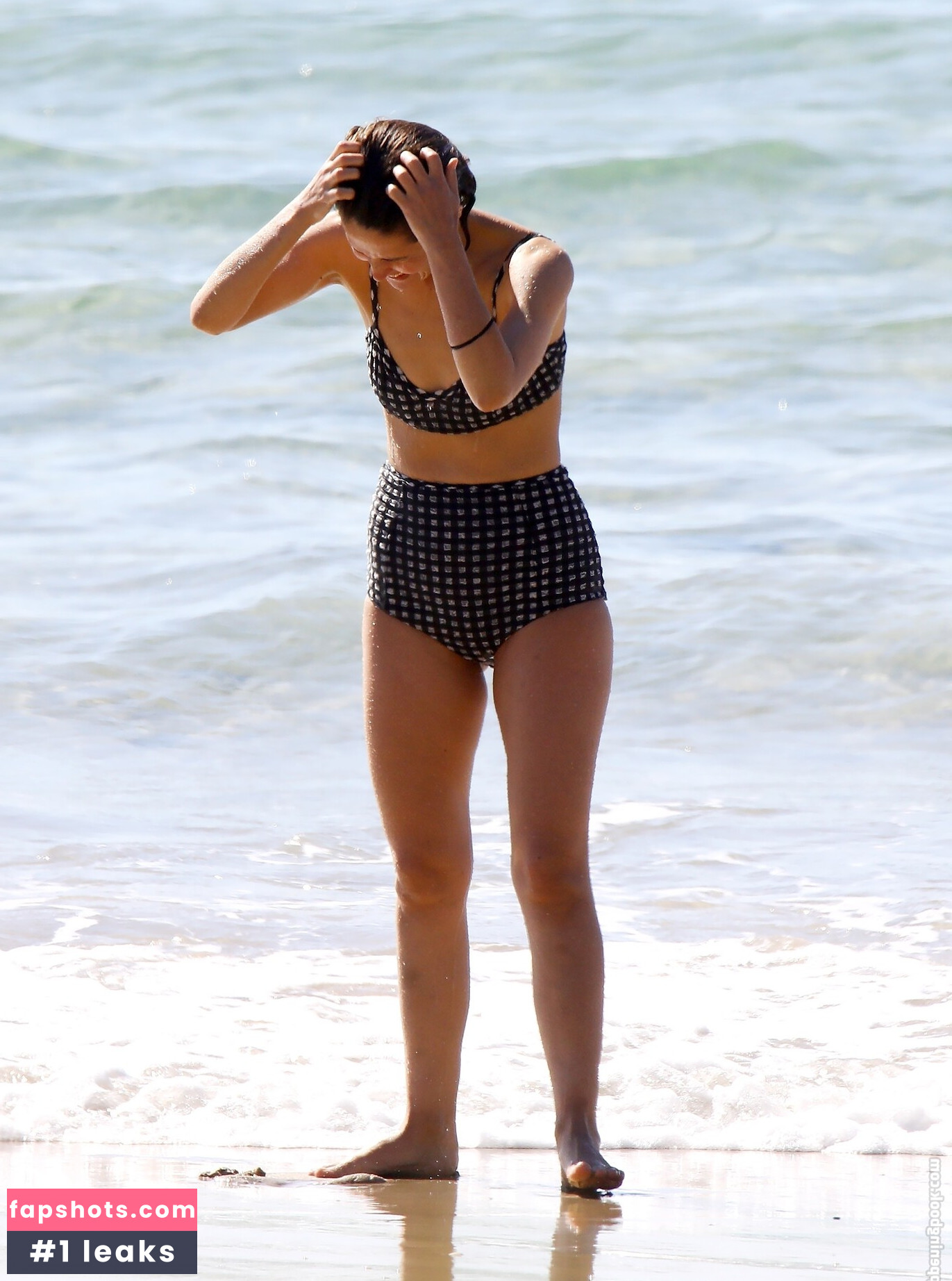 Rose Byrne Nude Leaks OnlyFans Photos #19 - LeakJerk