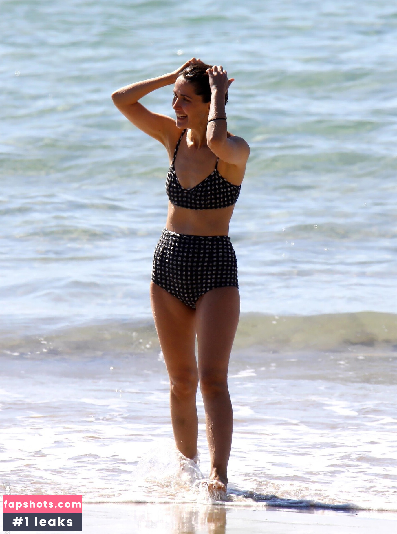 Rose Byrne Nude Leaks OnlyFans Photos #9 - LeakJerk