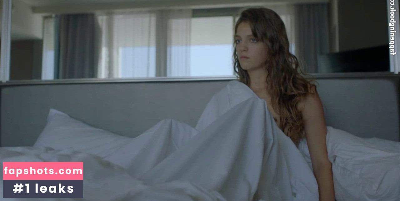 Rose Harper gallery photo #7