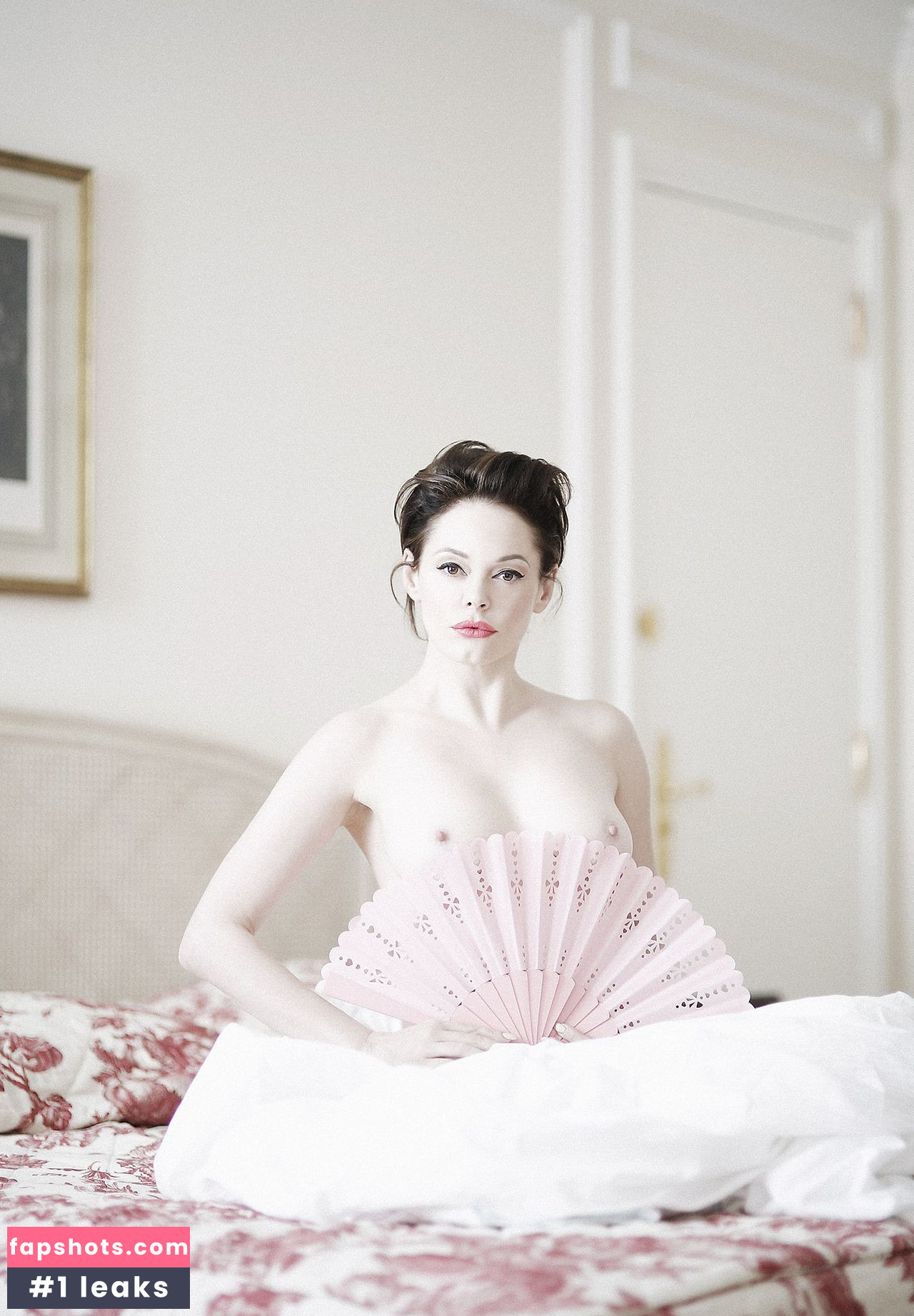 Rose McGowan gallery photo #171