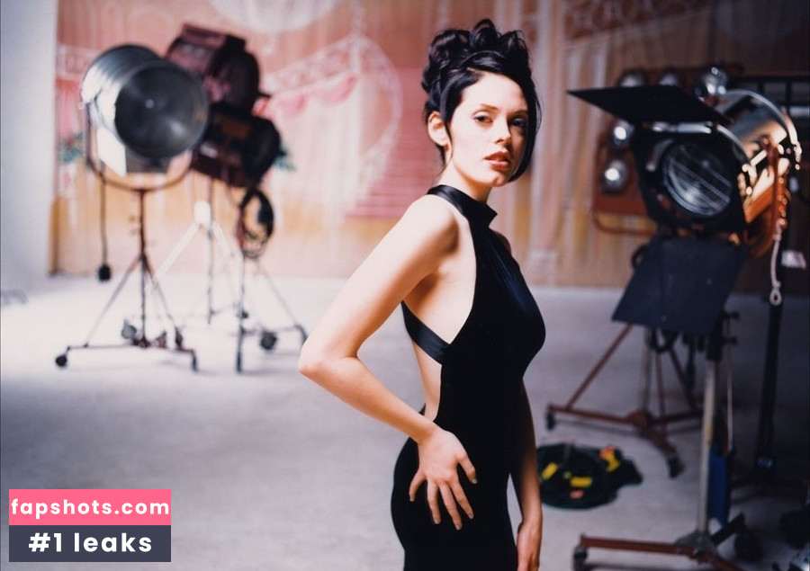 Rose McGowan gallery photo #199