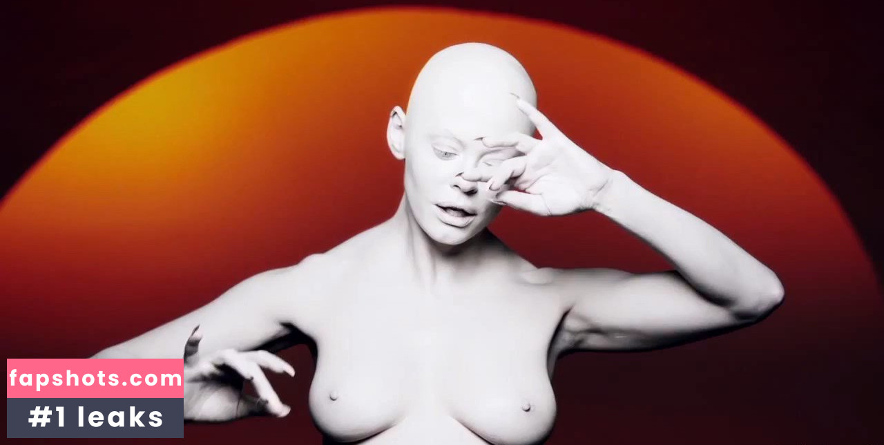 Rose McGowan gallery photo #211