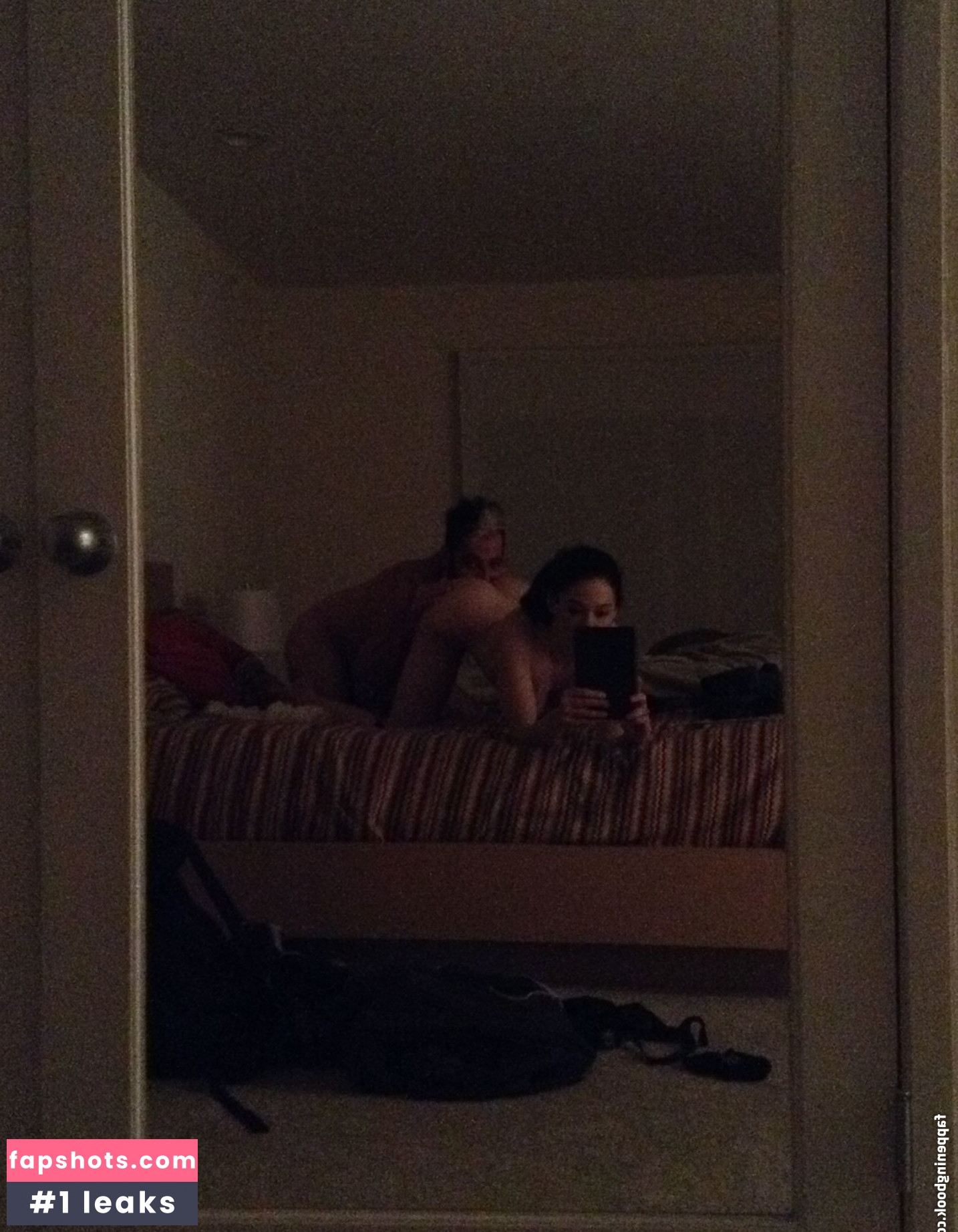 Rose McGowan gallery photo #80