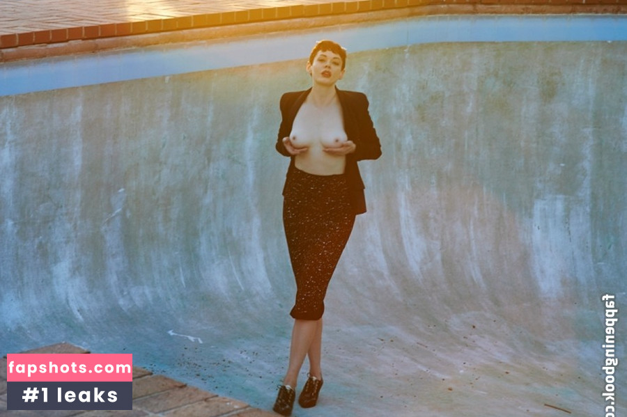 Rose McGowan gallery photo #86