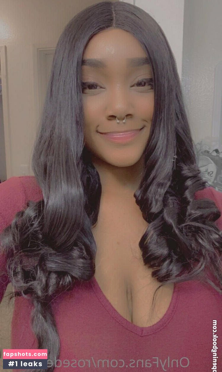 rosedemifree Nahé úniky fotek pouze od fanoušků #11 - Fapshots