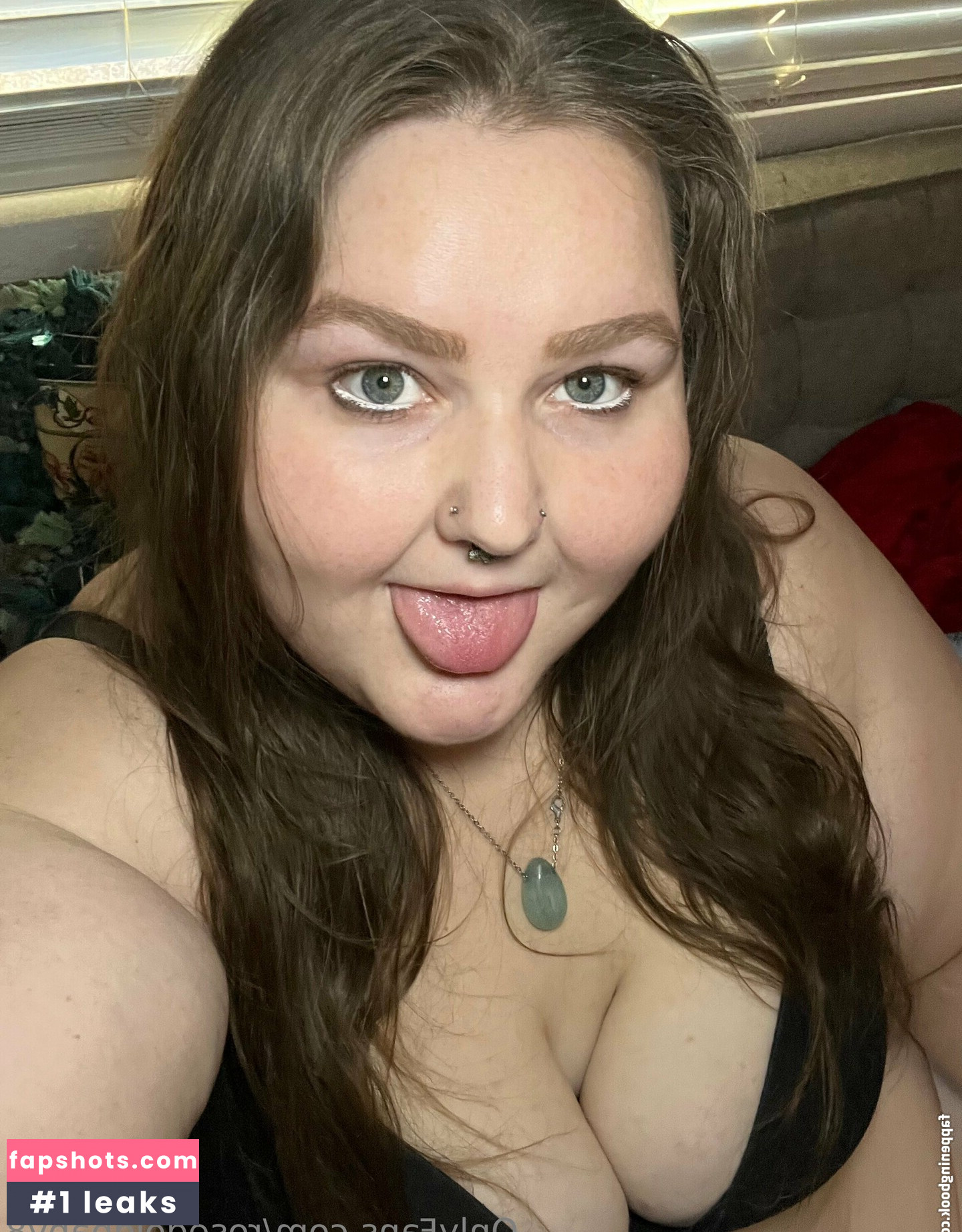 rosegoldbaby8 Nude Leaks OnlyFans Photos #4 - LeakJerk
