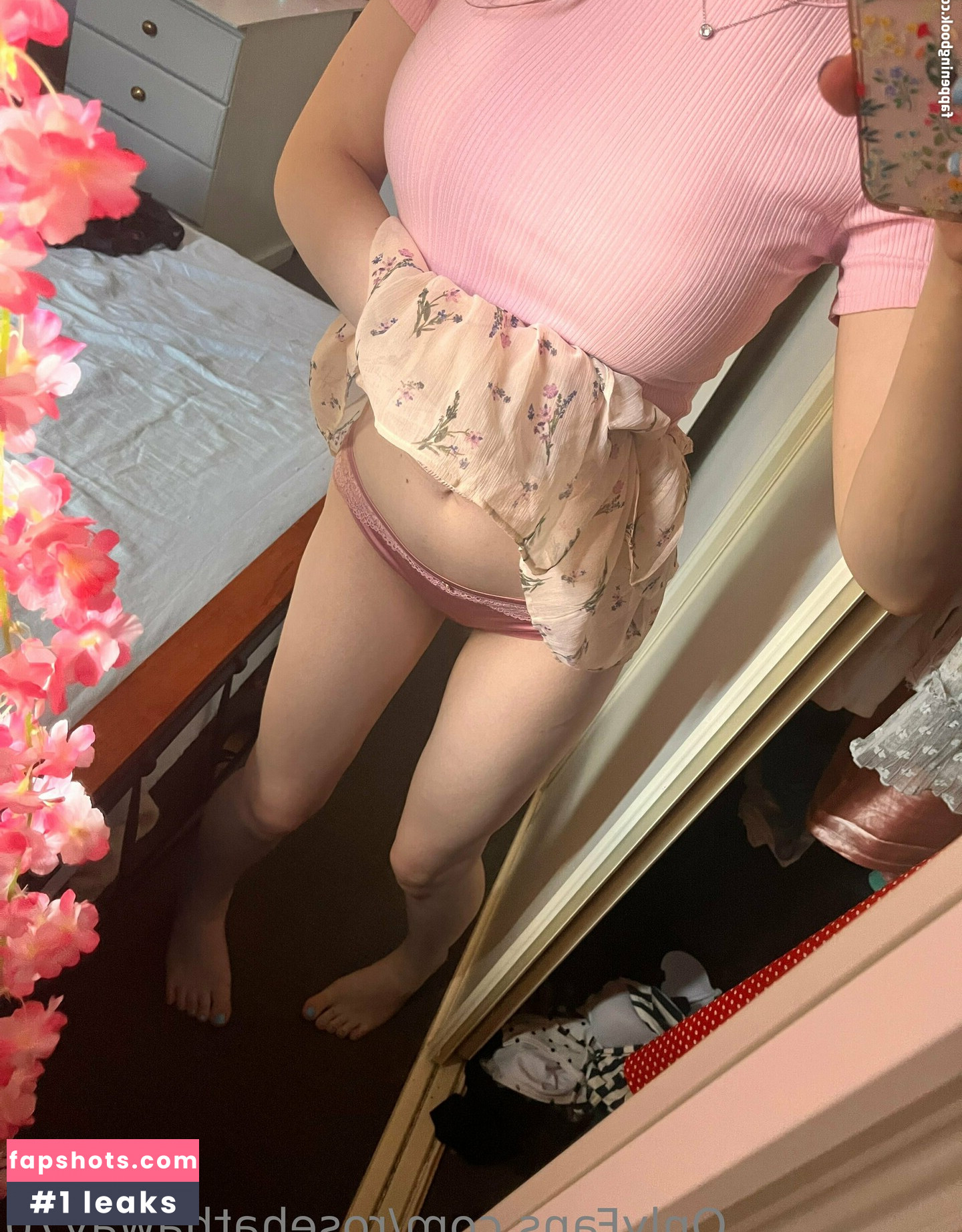 rosehathaway70 gallery photo #15