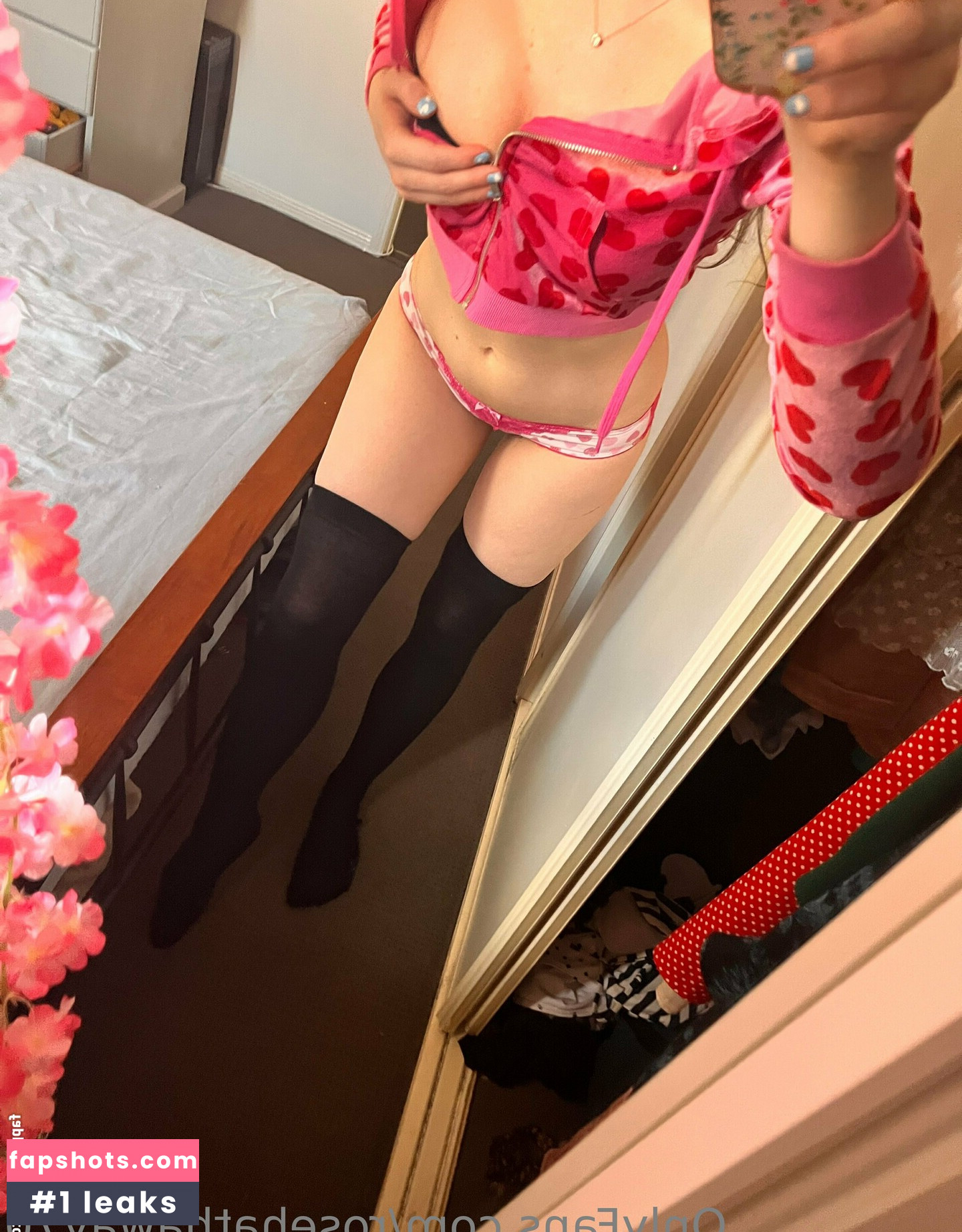 rosehathaway70 gallery photo #20