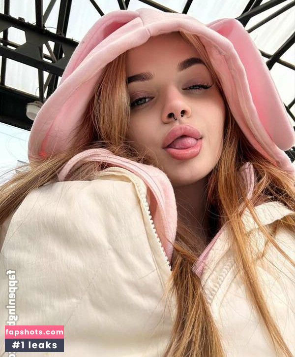 Roselinde Nude Leaks OnlyFans Photos #21 - LeakJerk