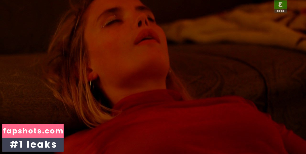 Rosemarie Mosbaek gallery photo #26