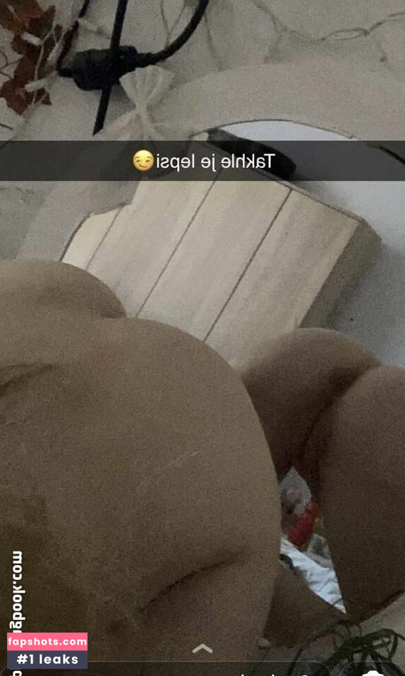 rosenicol nude babe gallery