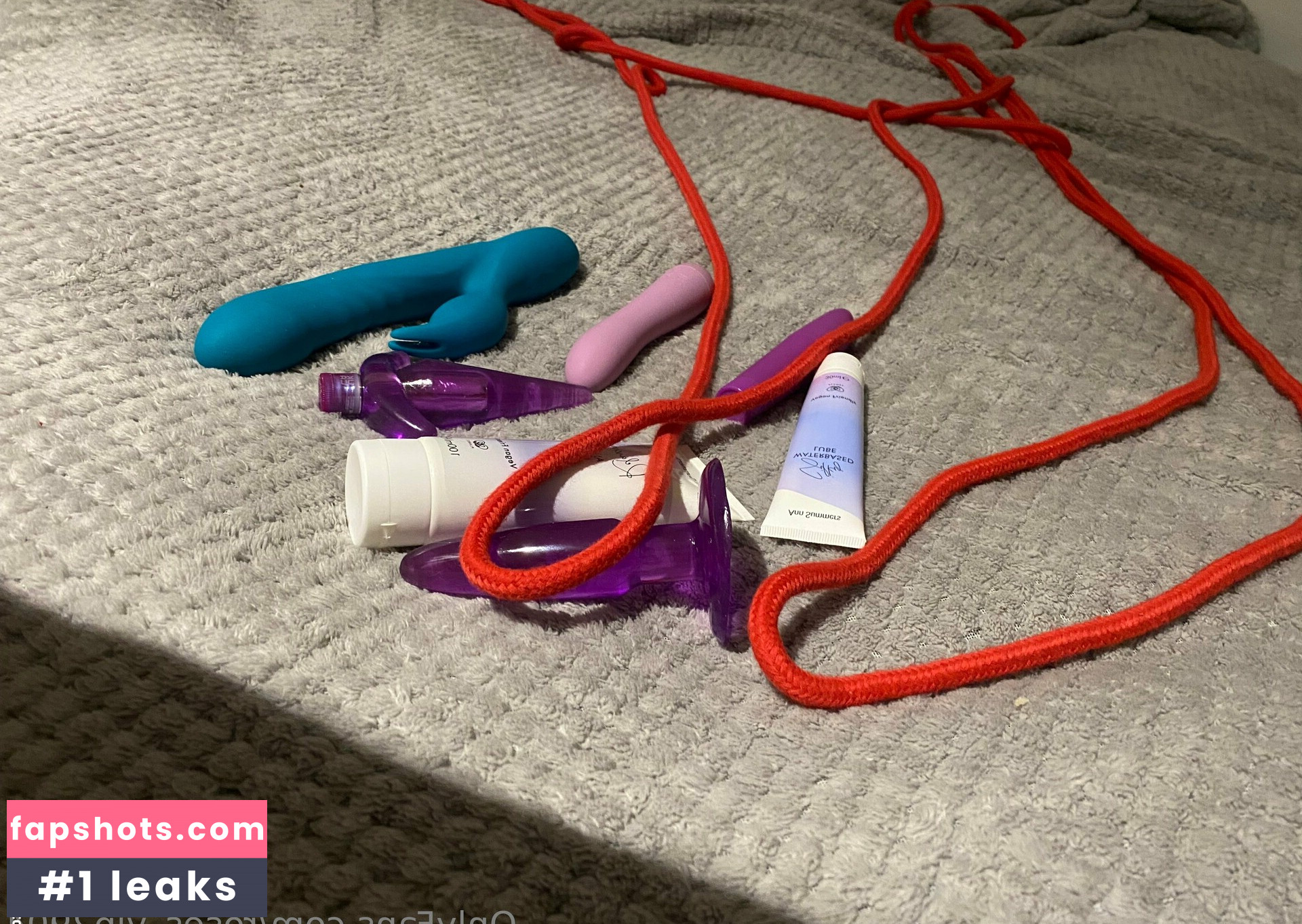 roses_vip2904 gallery photo #4