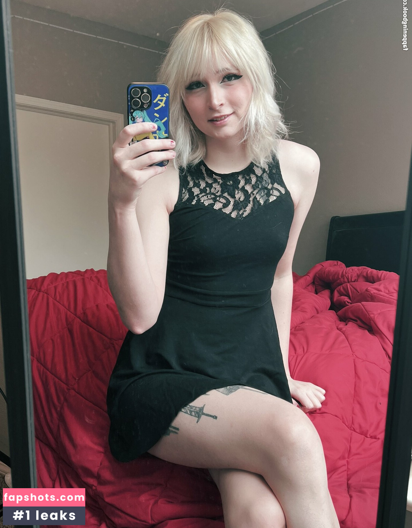 RoseWaltzEX gallery photo #7