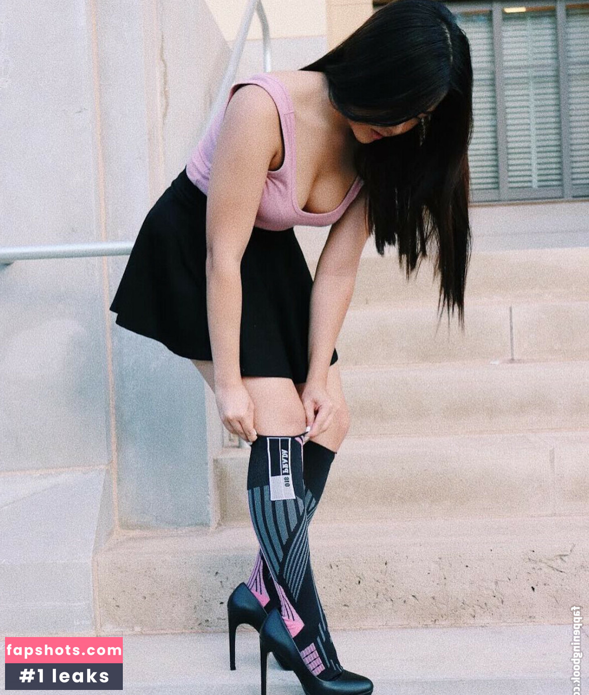 Roseysama Nude Leaks OnlyFans Photos #11 - LeakJerk