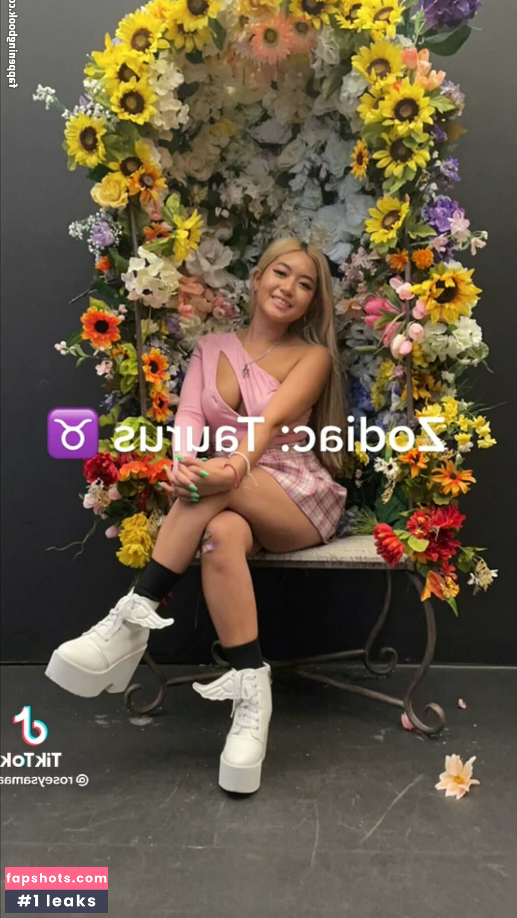 Roseysama Nude Leaks OnlyFans Photos #12 - LeakJerk