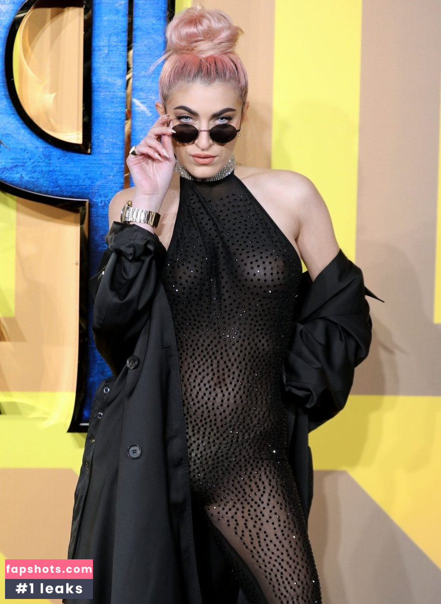 Roshelle gallery photo #20