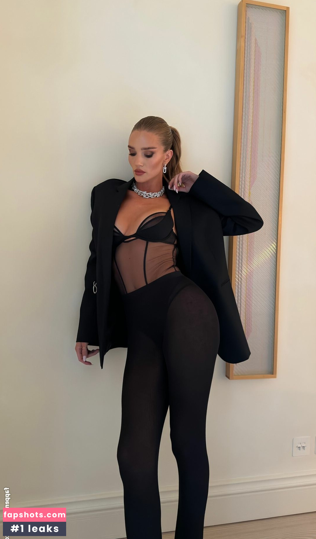 Rosie Huntington-Whiteley Nude Leaks OnlyFans Photos #106 - LeakJerk