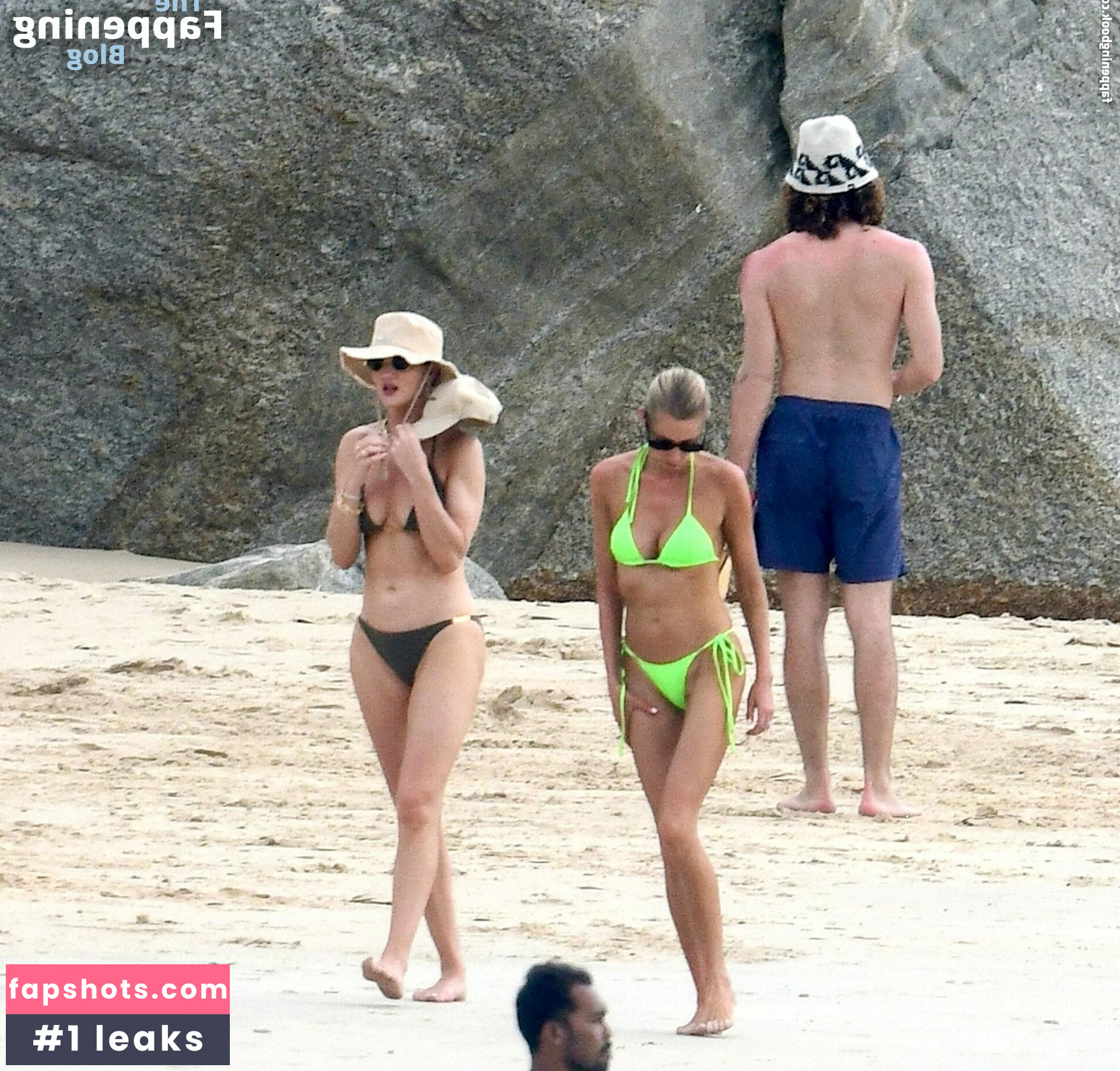 Rosie Huntington-Whiteley Nude Leaks OnlyFans Photos #206 - LeakJerk