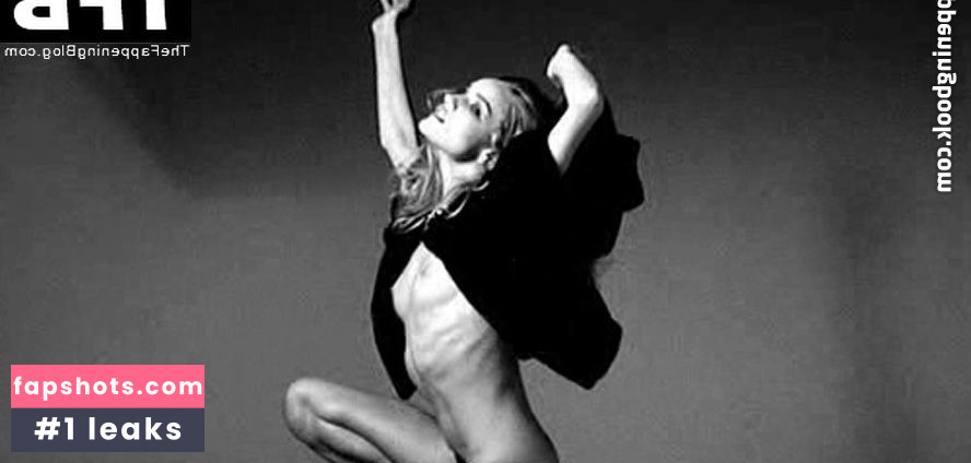 Rosie Huntington-Whiteley Nude Leaks OnlyFans Photos #252 - LeakJerk