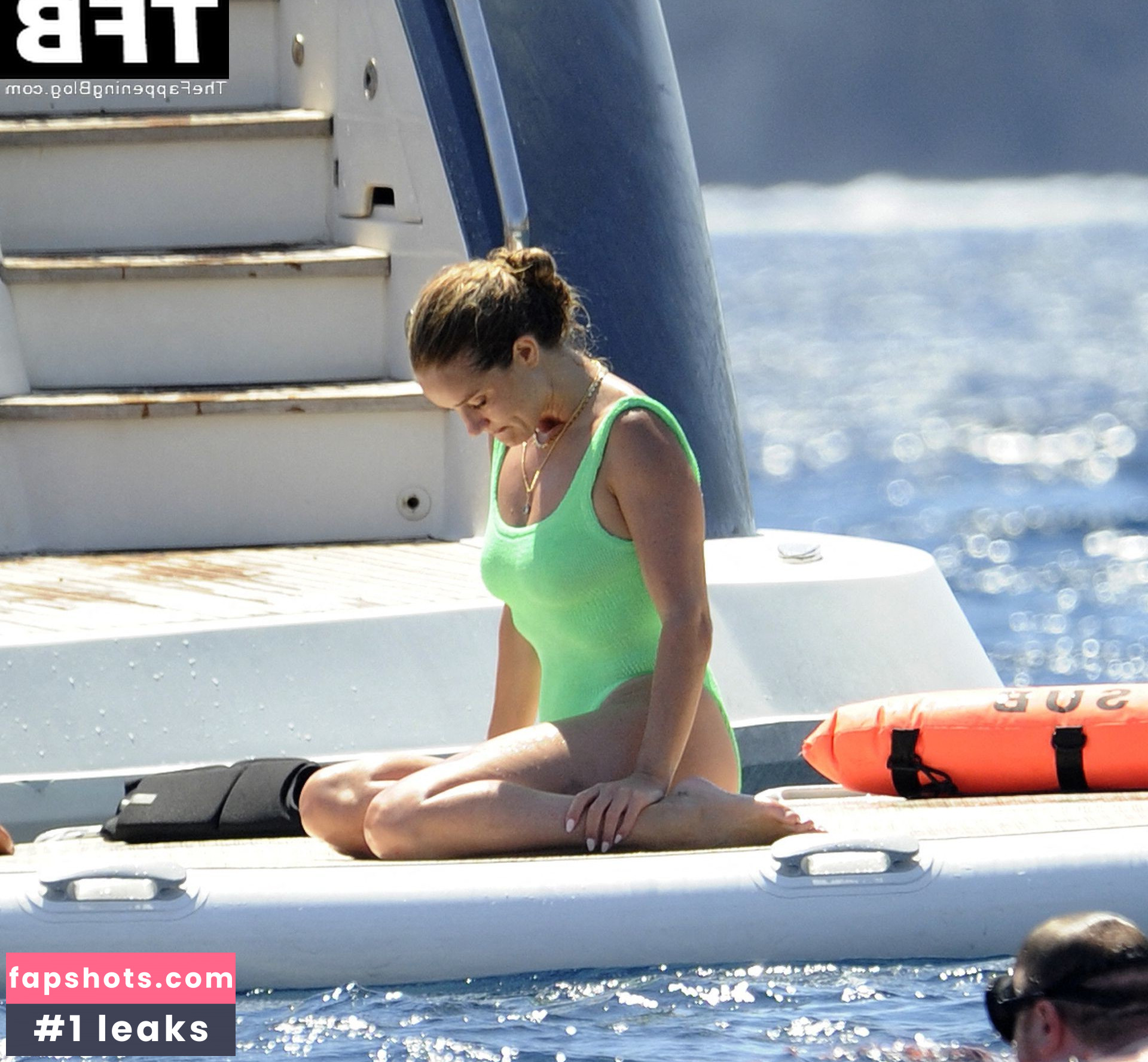 Rosie Huntington-Whiteley Nude Leaks OnlyFans Photos #263 - LeakJerk