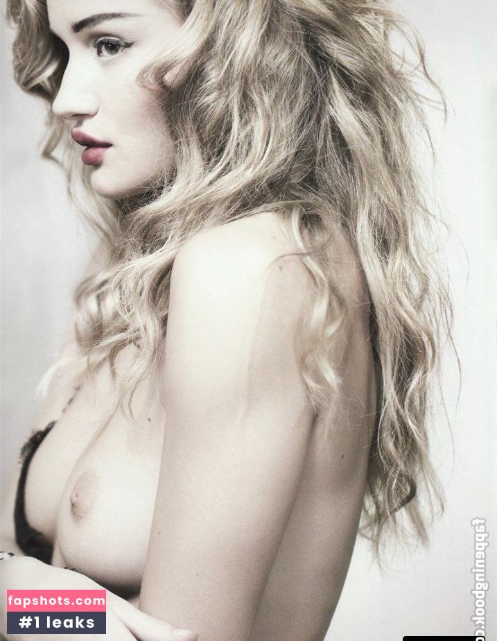 Rosie Huntington-Whiteley Nude Leaks OnlyFans Photos #342 - LeakJerk