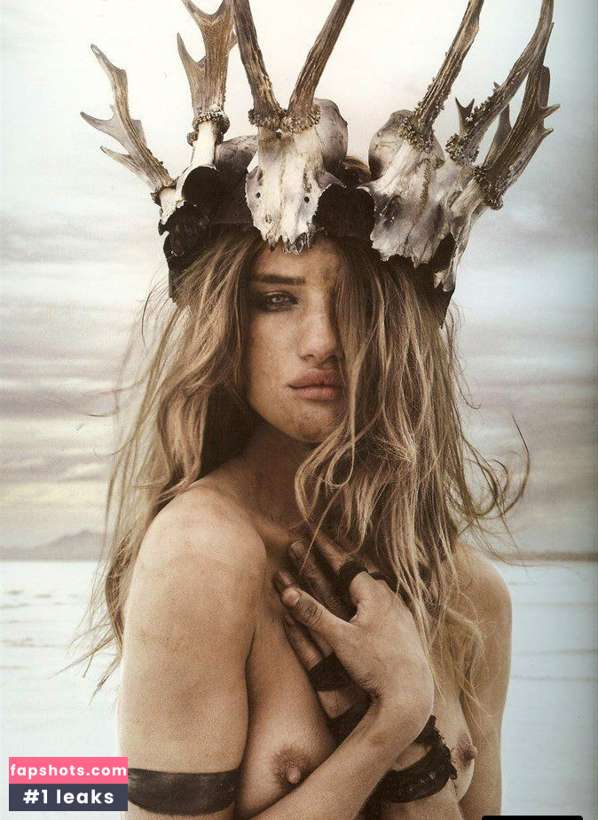 Rosie Huntington-Whiteley Nude Leaks OnlyFans Photos #344 - LeakJerk