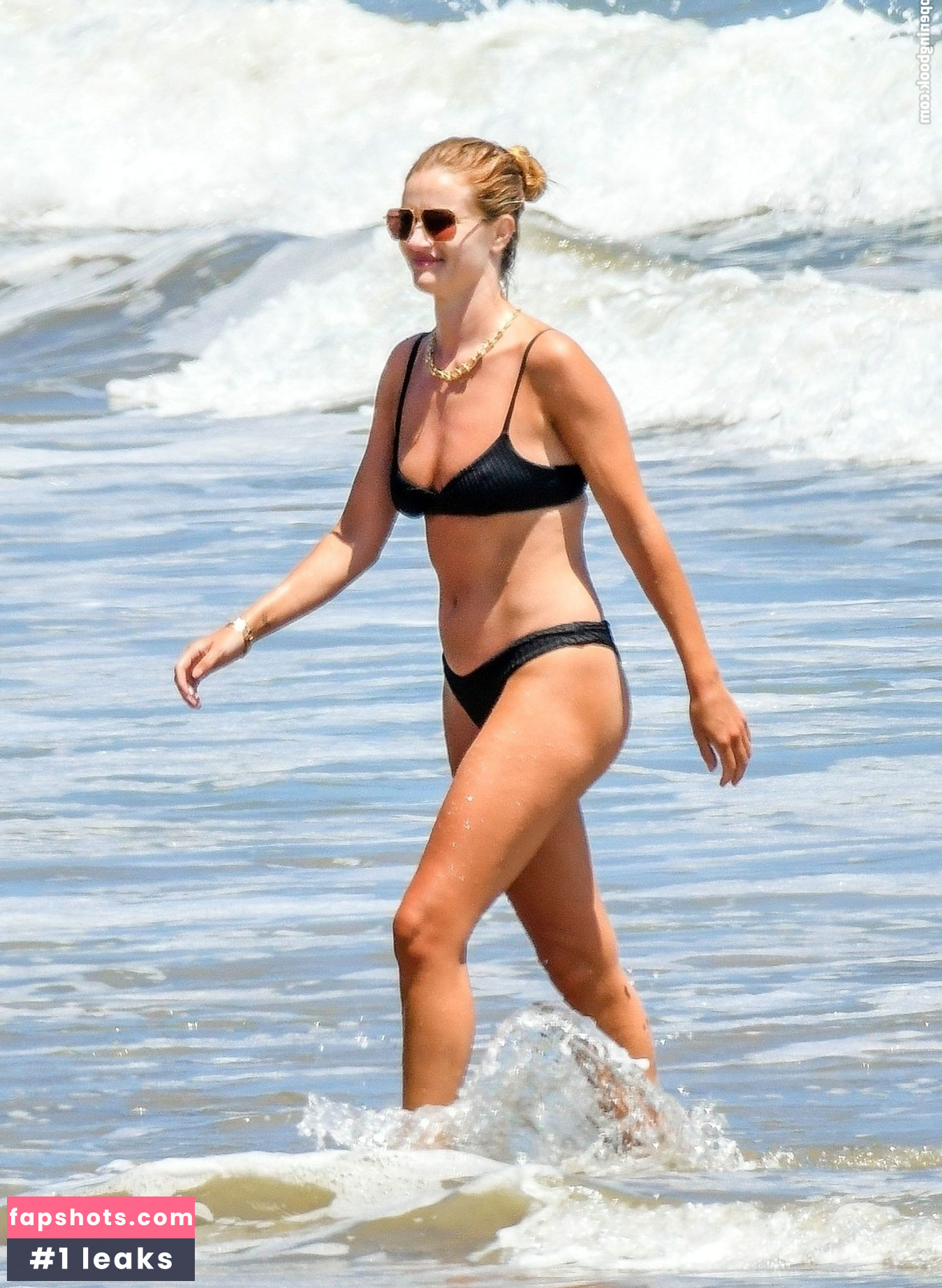 Rosie Huntington-Whiteley Nude Leaks OnlyFans Photos #375 - LeakJerk