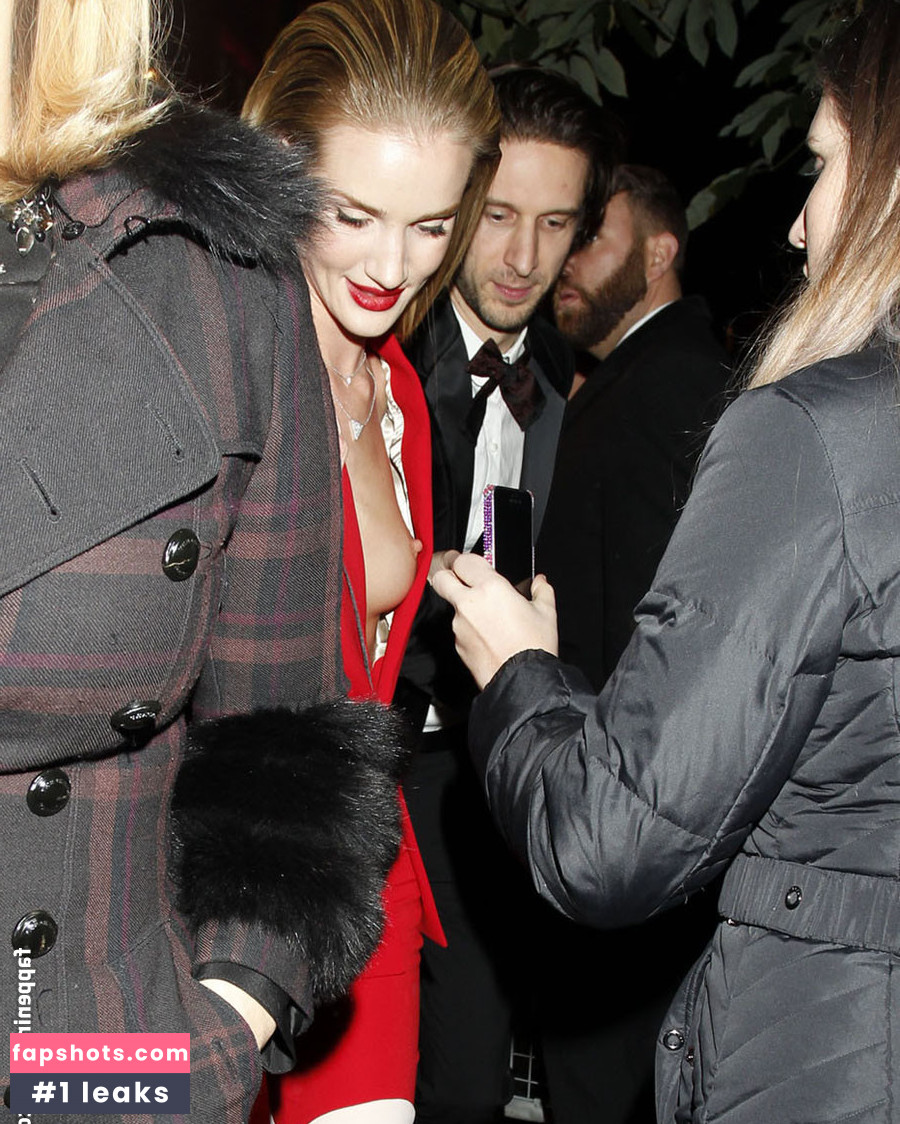 Rosie Huntington-Whiteley Nude Leaks OnlyFans Photos #396 - LeakJerk