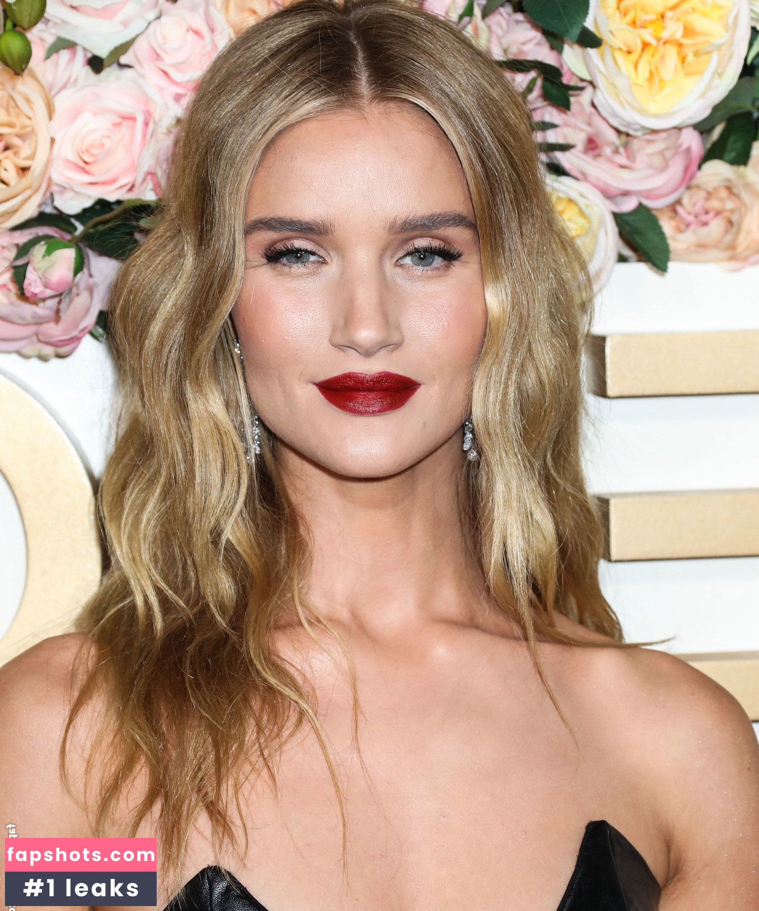 Rosie Huntington-Whiteley Nude Leaks OnlyFans Photos #443 - LeakJerk