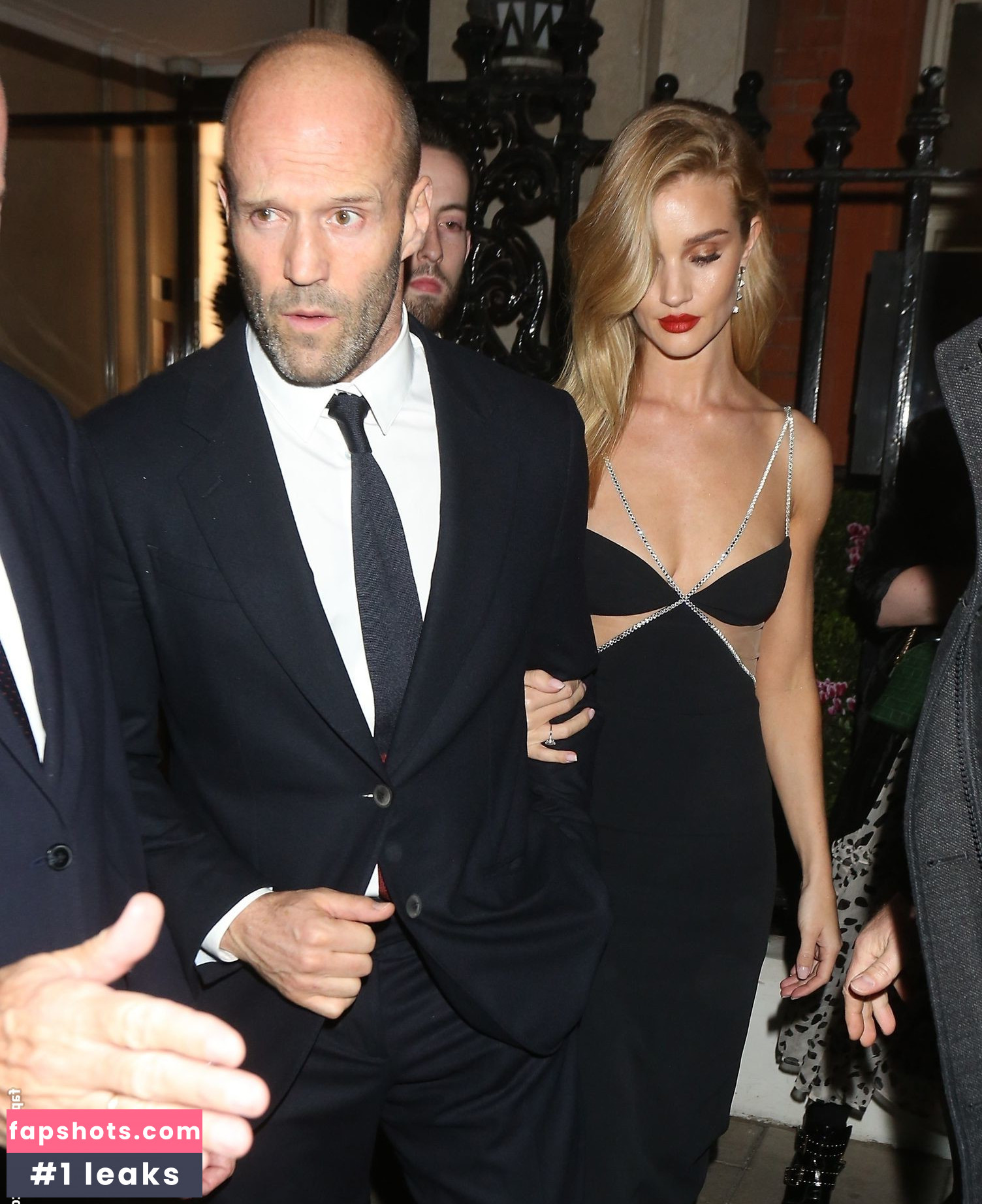 Rosie Huntington-Whiteley Nude Leaks OnlyFans Photos #448 - LeakJerk