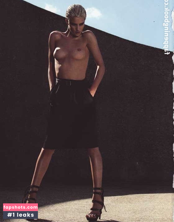 Rosie Huntington-Whiteley Nude Leaks OnlyFans Photos #506 - LeakJerk