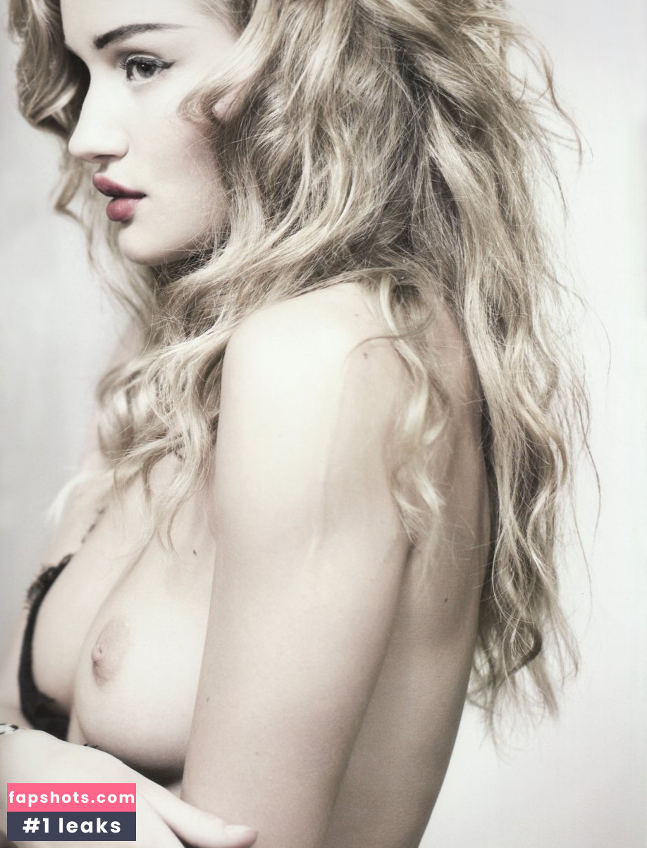 Rosie Huntington-Whiteley Nude Leaks OnlyFans Photos #510 - LeakJerk