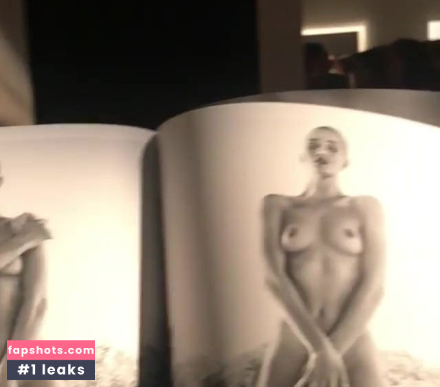 Rosie Huntington-Whiteley Nude Leaks OnlyFans Photos #575 - LeakJerk