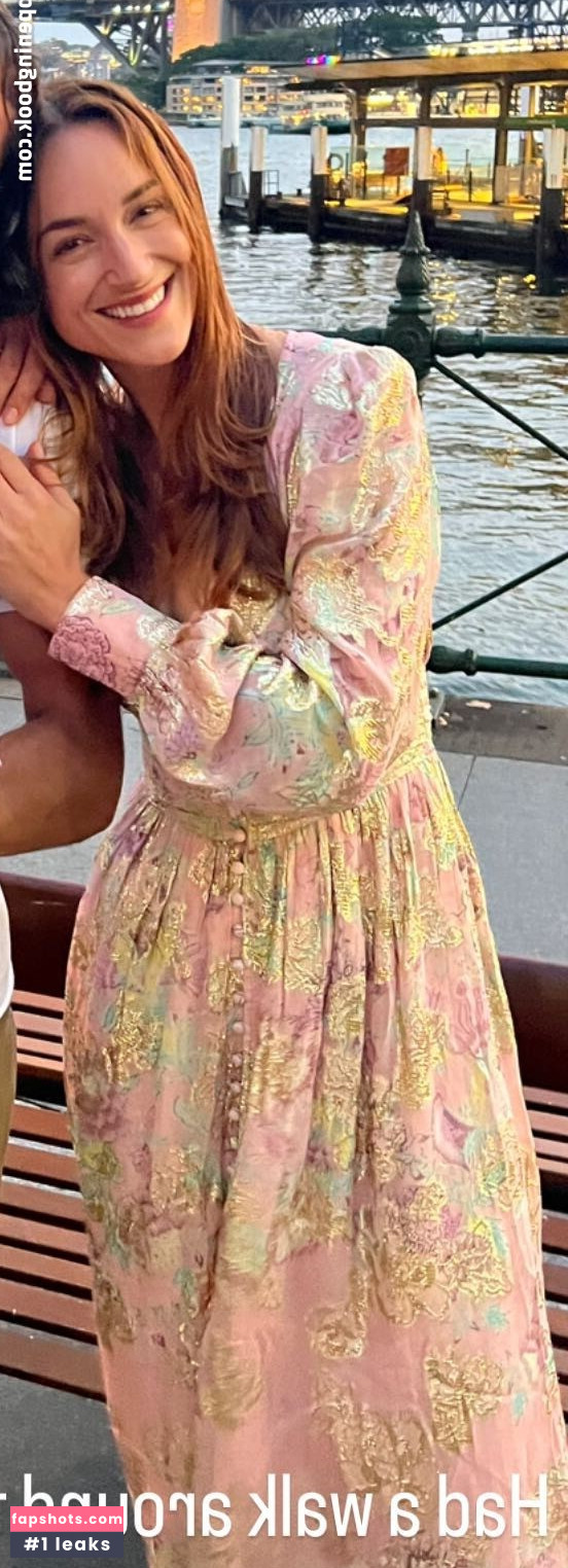 Rosie Jones gallery photo #516