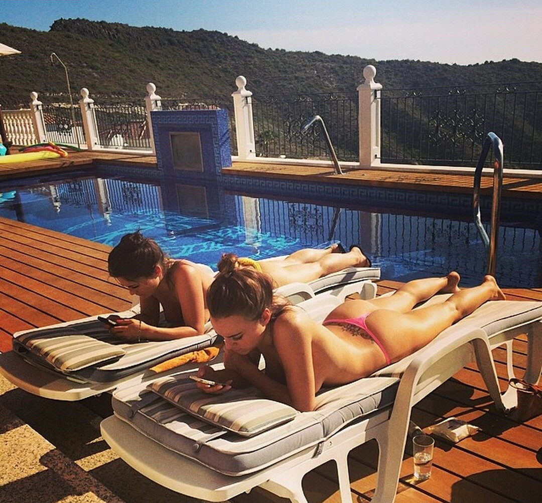 rosie-jones gallery photo #3186