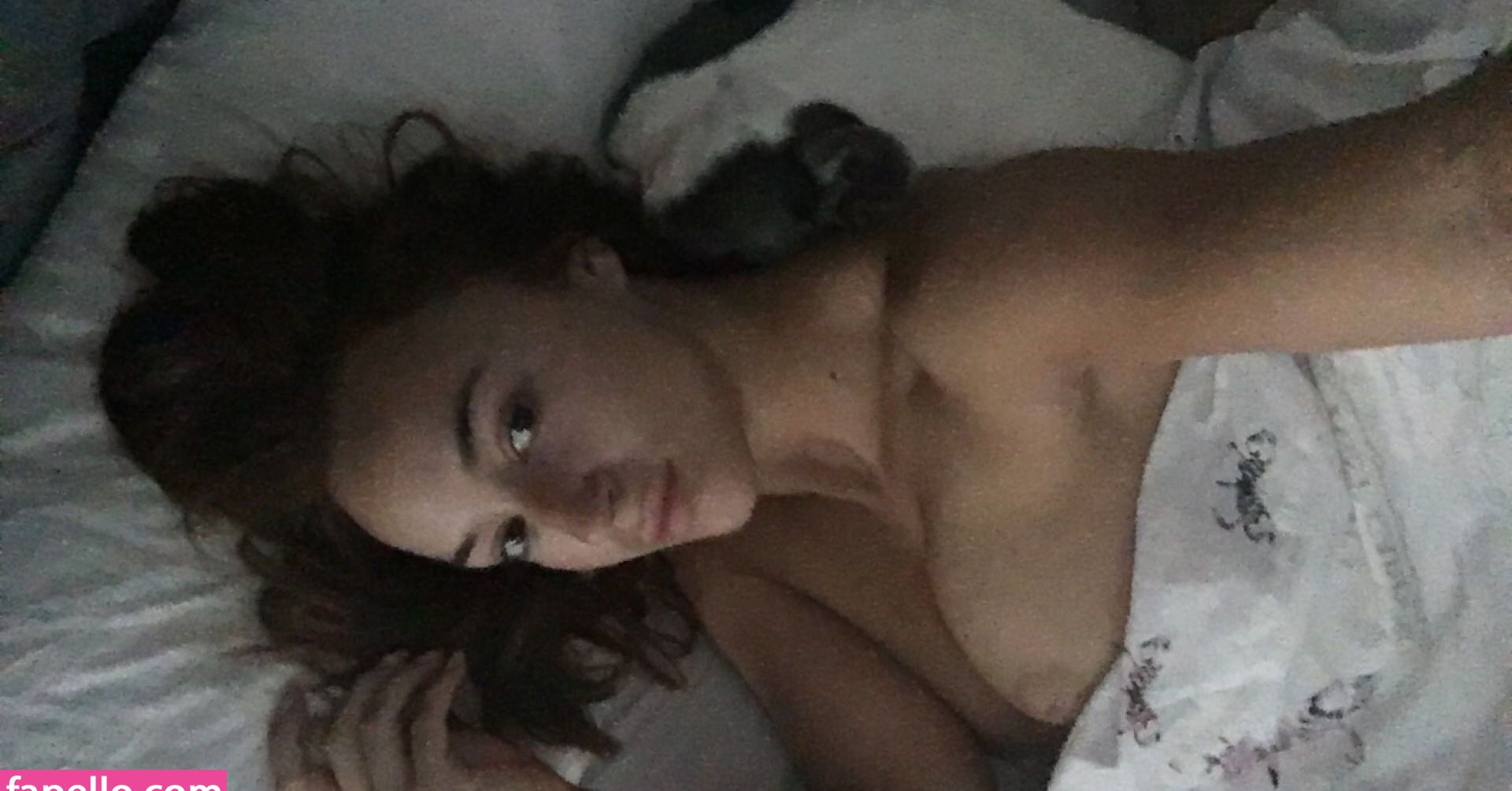 rosie-jones gallery photo #3890