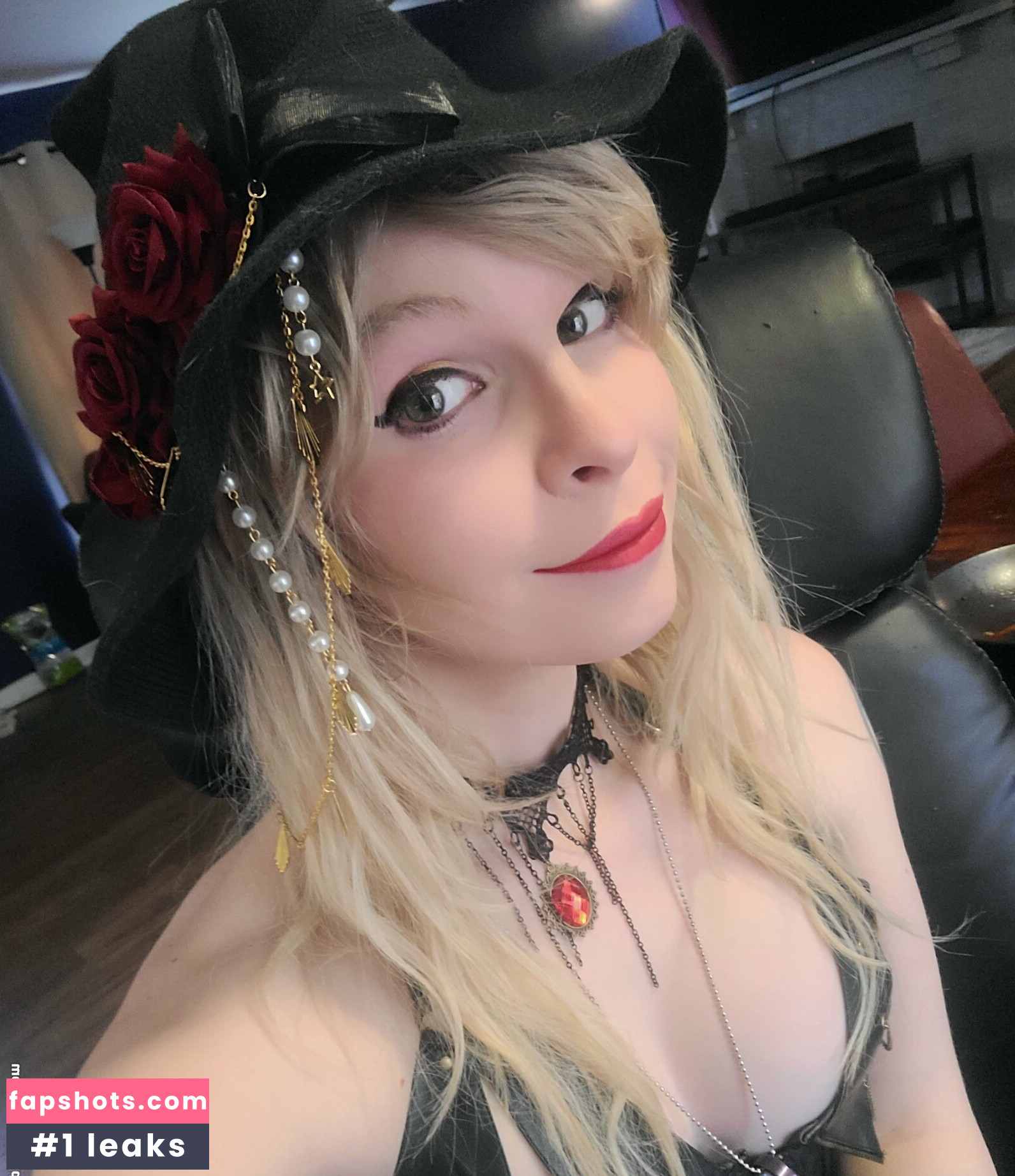 Rosie Kawaii gallery photo #11