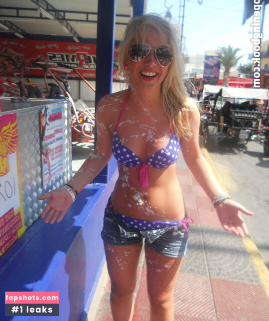 Rosie Leicester gallery photo #9