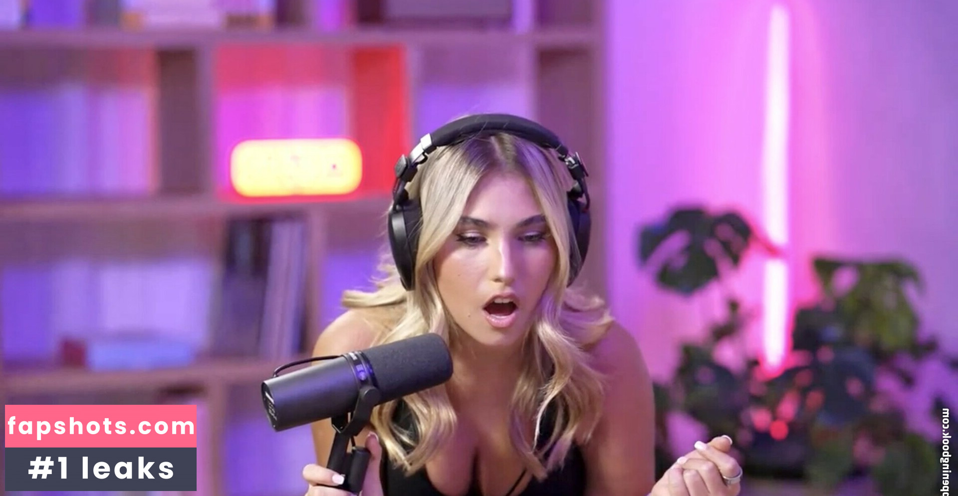 Rosie McClelland gallery photo #20