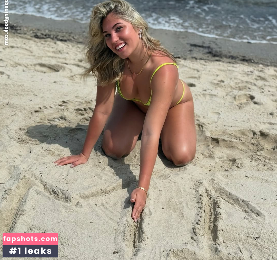 Rosie McClelland gallery photo #98