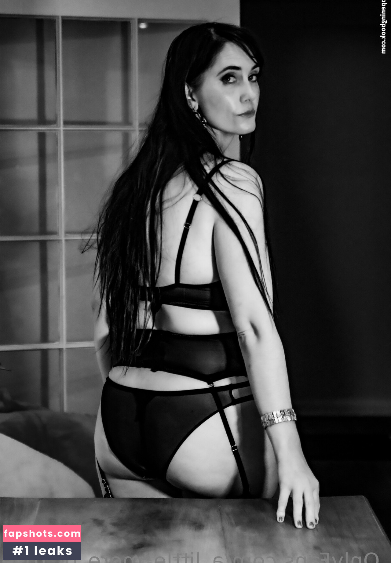 rosiefinchgirl gallery photo #28