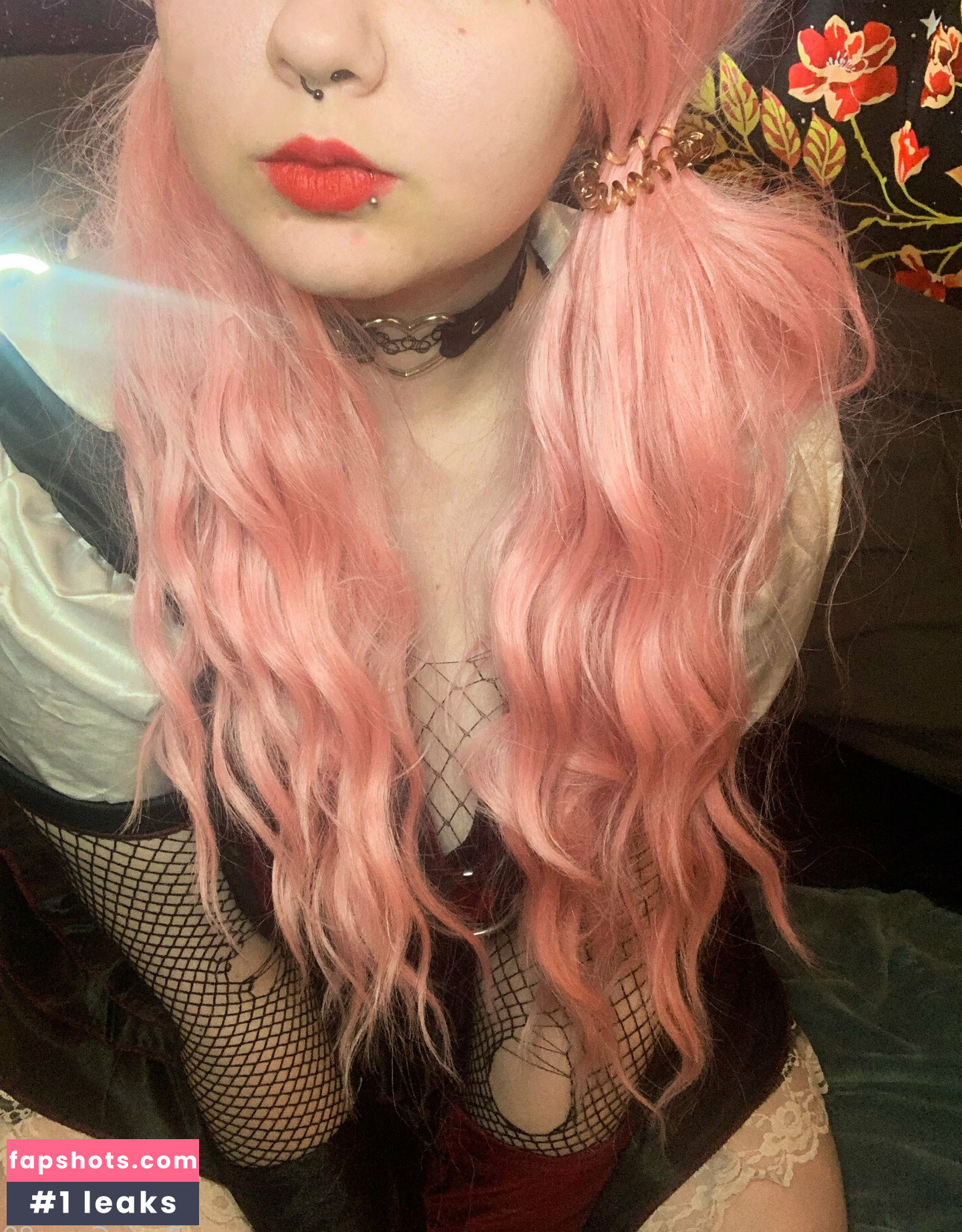 rosiegrays89 Nude Leaks OnlyFans Photos #9 - LeakJerk