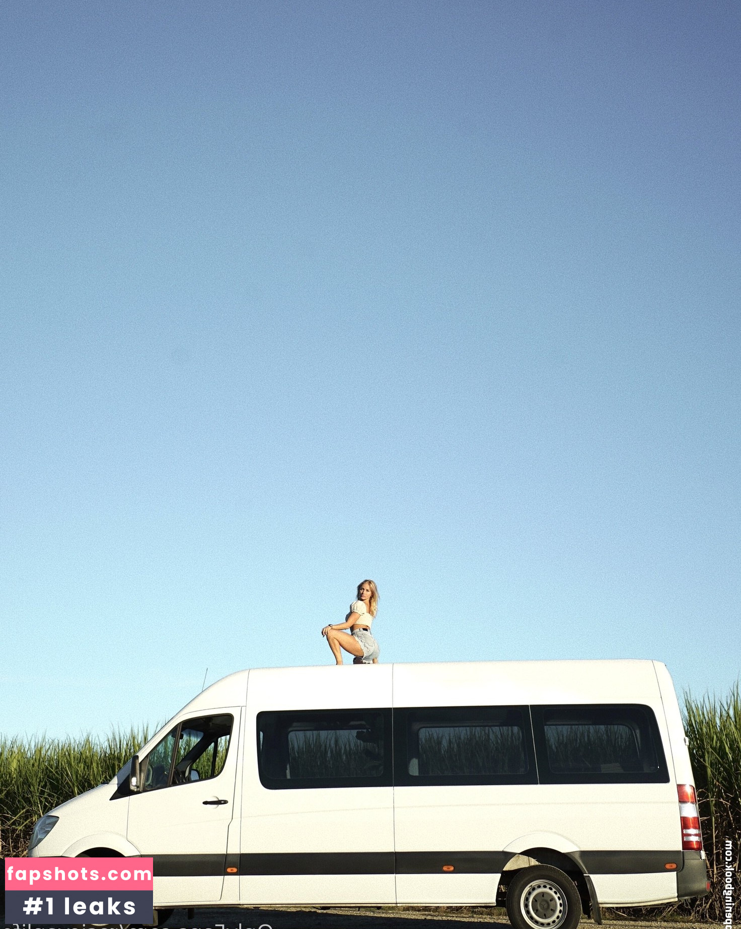 rosievanlife Nude Leaks OnlyFans Photos #68 - LeakJerk