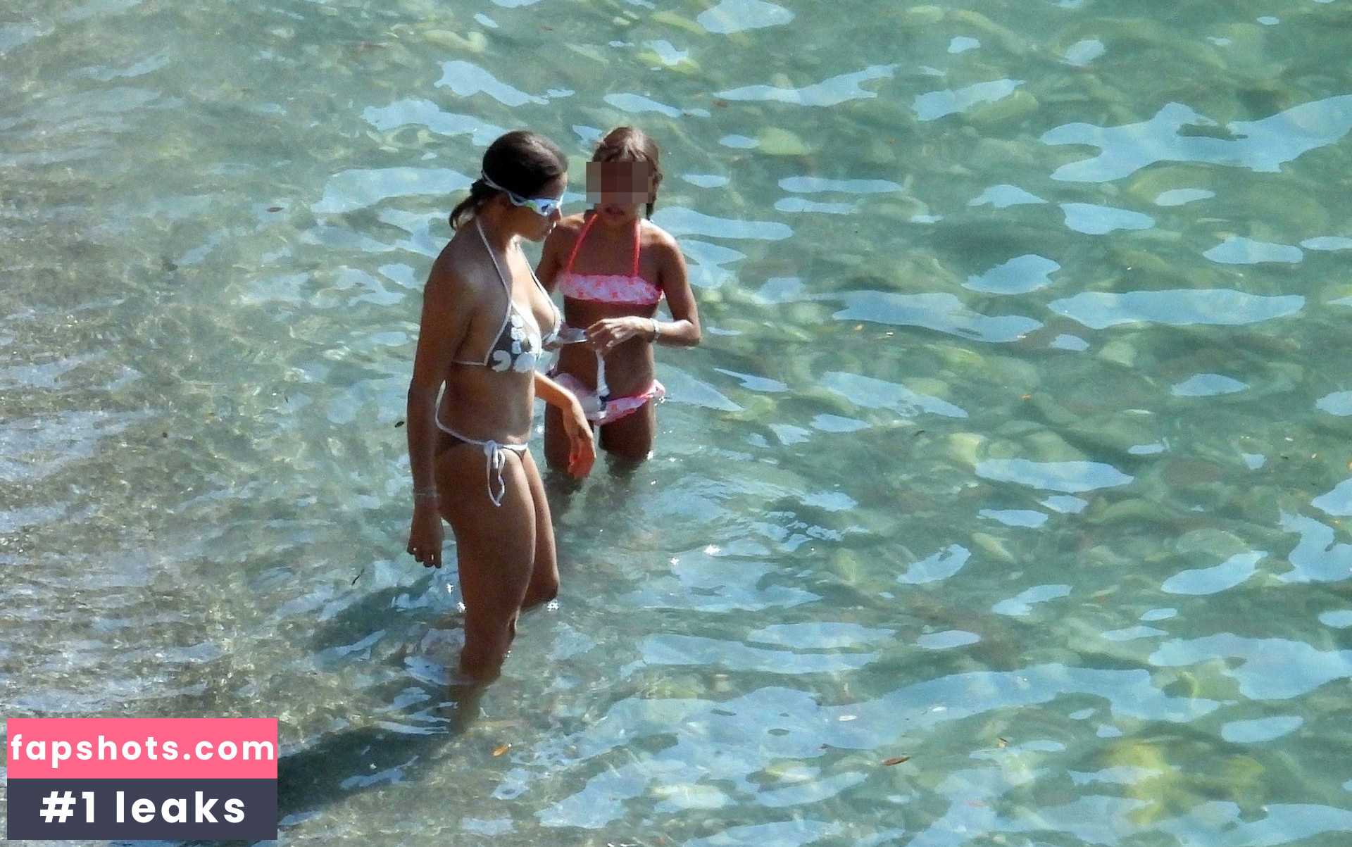 Rossana Redondo gallery photo #4