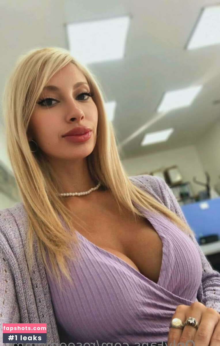 Rosy Stars gallery photo #2