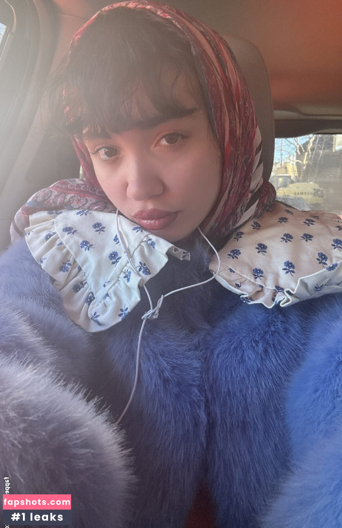 Rowan Blanchard gallery photo #118