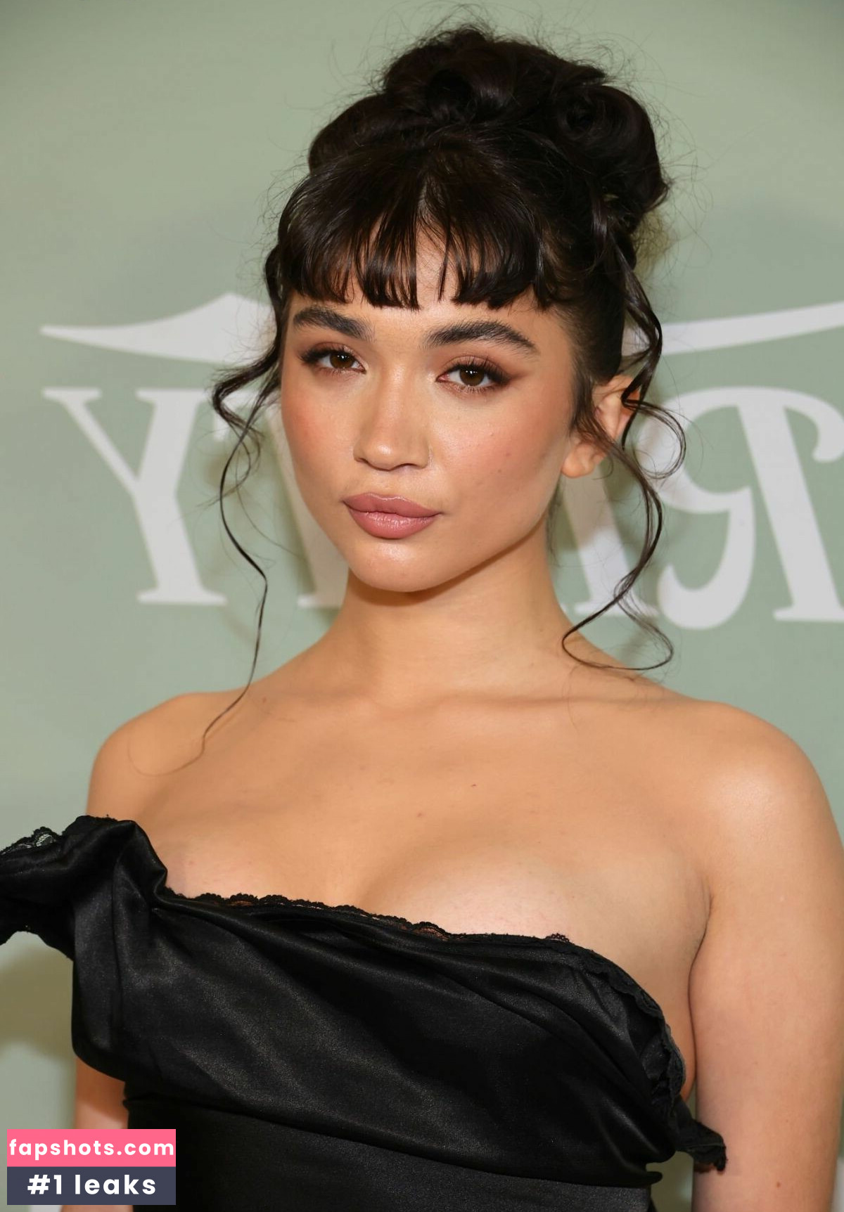 Rowan Blanchard gallery photo #244