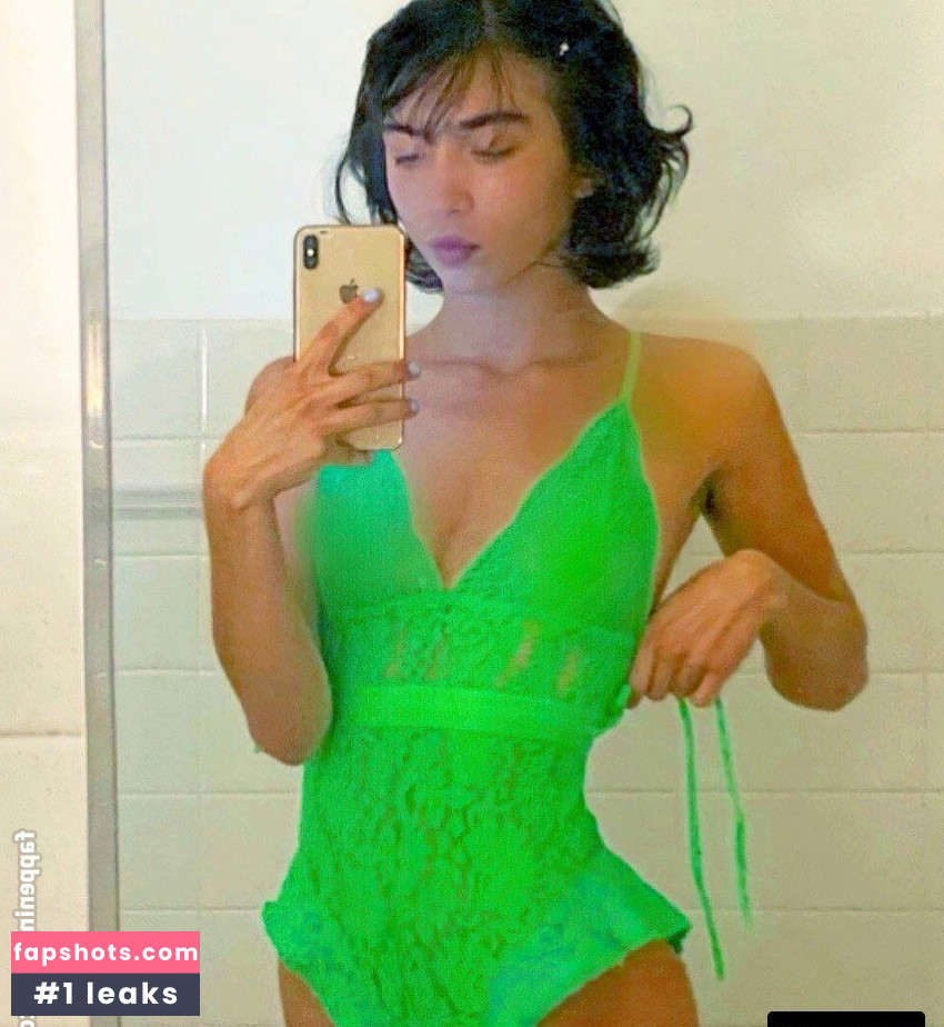 Rowan Blanchard gallery photo #403