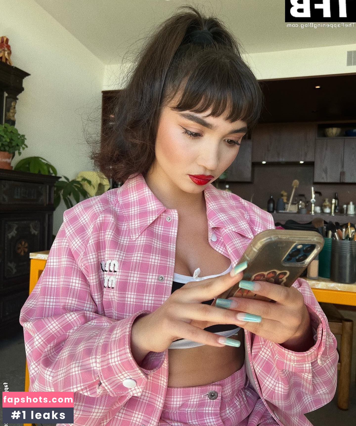 Rowan Blanchard gallery photo #484