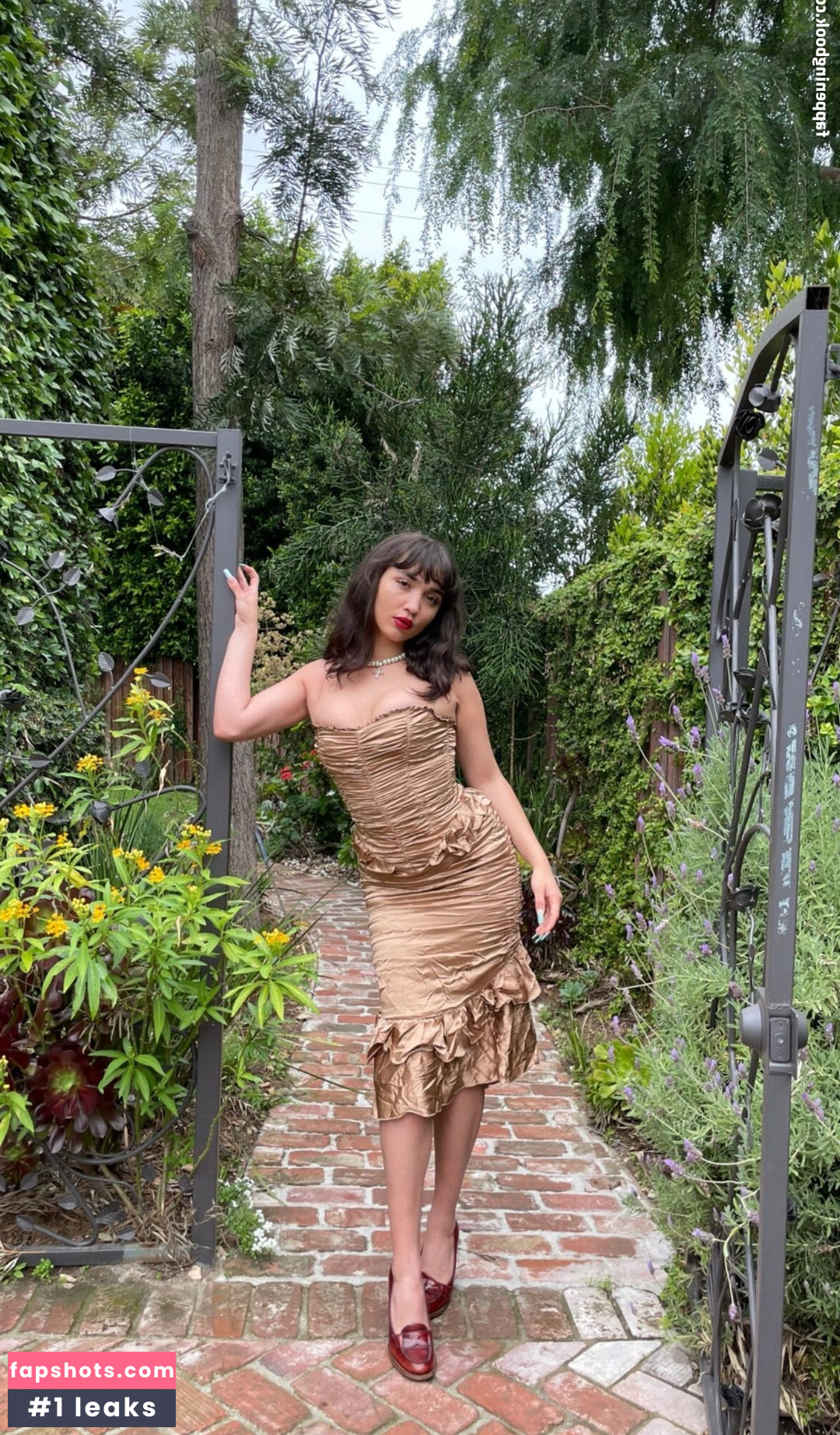 Rowan Blanchard gallery photo #586